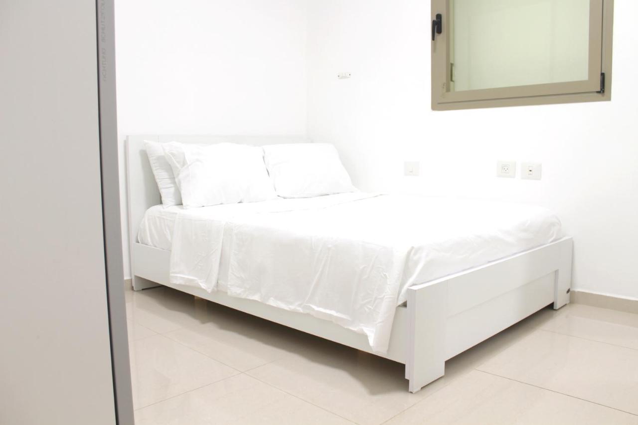 Beach Suite Israel- Best View, Gym, Massage Chair, Low Fee For Off-Site Indoor Pool Spa ביץ סוייט ישראל- נוף ים מאלף, כיסא מסאז, חדר כושר, אפשרות לבריכה מקורה, וספא בתשלום ממש מוזל Ashkelon Eksteriør billede